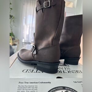FRYE women’s 12R engineer boots
